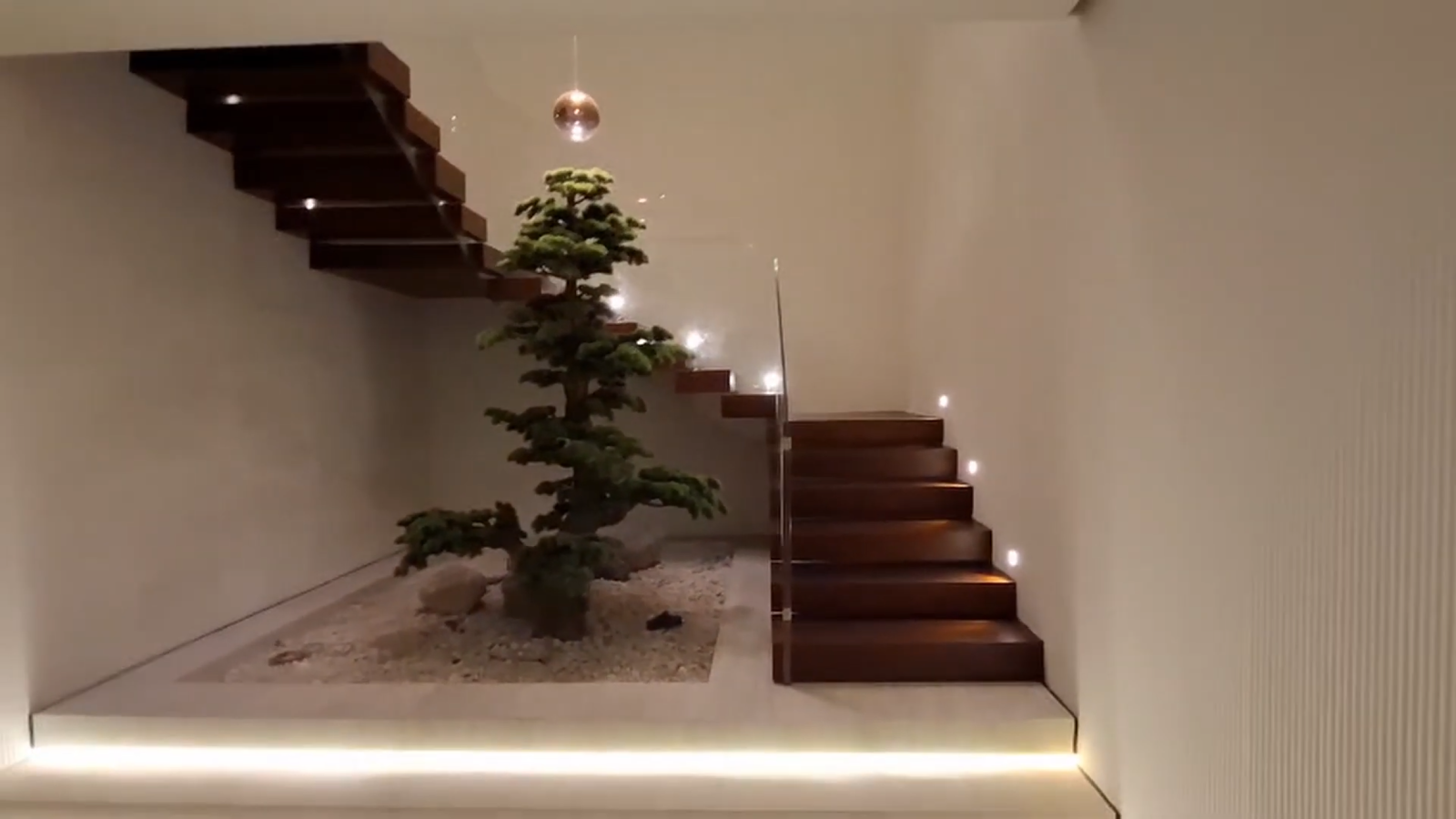 Floating Iroko-teak stairs
