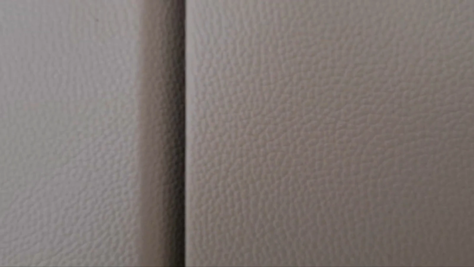 Leather pivot-wall texture